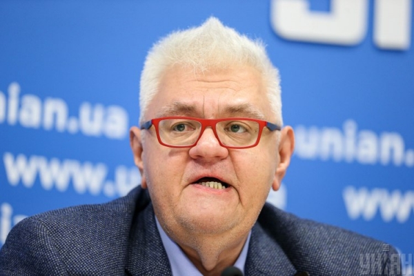 Сивохо озвучил причину "топтания на месте" в мирном процессе по Донбассу
Сивохо озвучил причину "топтания на месте" в мирном процессе по Донбассу
