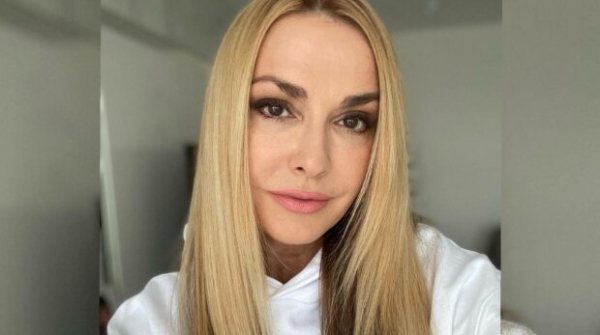 Сумская показала кое-что необычное в руках: "Мама Оля&hellip;"