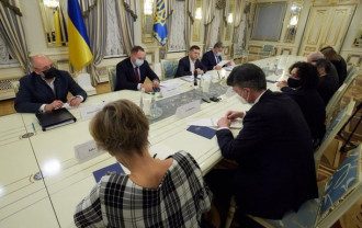 Президент провел встречу с послами стран G7 - о чем шла речь
Президент провел встречу с послами стран G7 - о чем шла речь