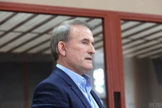 СМИ узнали, с кем Медведчуку суд запретил общаться
СМИ узнали, с кем Медведчуку суд запретил общаться