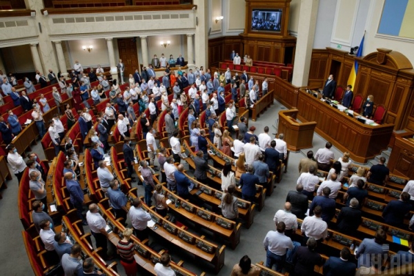 Парламент сделал перший шаг к ужесточению наказания за нарушение ПДД после ужасной аварии
Парламент сделал перший шаг к ужесточению наказания за нарушение ПДД после ужасной аварии