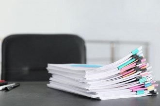 Ни один госорган не сможет требовать бумажную справку: Шмыгаль назвал сроки перехода в "paperless"
Ни один госорган не сможет требовать бумажную справку: Шмыгаль назвал сроки перехода в "paperless"