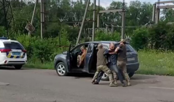 На глазах у полиции военные ТЦК похитили украинца: "Есть те, кто смеялся?"