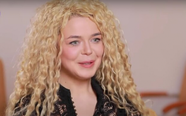 Пчелка Алина Гросу удивила украинцев, наверняка дошло и до бывшего Полянского: "Спасибо за такую..." Пчелка Алина Гросу удивила украинцев, наверняка дошло и до бывшего Полянского: "Спасибо за такую..."
