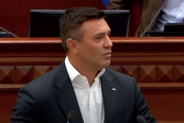 Это уже биполярка? Бойко и Тищенко решительно против мобилизации, но единогласно голосовали "за" Это уже биполярка? Бойко и Тищенко решительно против мобилизации, но единогласно голосовали "за"