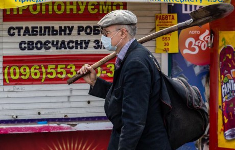 С ослаблением карантина украинцы возобновили поиск работы С ослаблением карантина украинцы возобновили поиск работы