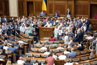 В Слуге народа объяснили отмену тюремного заключения за ложь в е-декларациях
В Слуге народа объяснили отмену тюремного заключения за ложь в е-декларациях