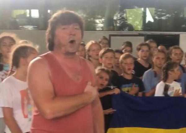 Венгерские пограничники наставили оружие на украинских детей: устроили настоящий террор