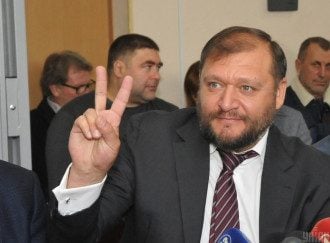 Добкин "сыграл" на два фронта: поддержал сборную России и "отдал душу" украинской команде
Добкин "сыграл" на два фронта: поддержал сборную России и "отдал душу" украинской команде