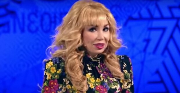 Скандалистка Распутина перепутала лыжи с горячими движениями: "Как в сказке" Скандалистка Распутина перепутала лыжи с горячими движениями: "Как в сказке"