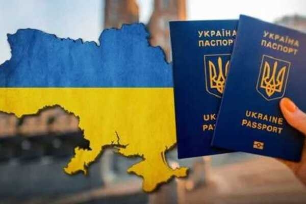 
У Зеленского дали ответ о судьбе безвиза Украины с ЕС
 