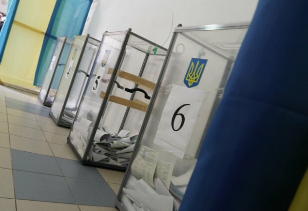 Выдуманные лидеры не всегда побеждают Выдуманные лидеры не всегда побеждают
