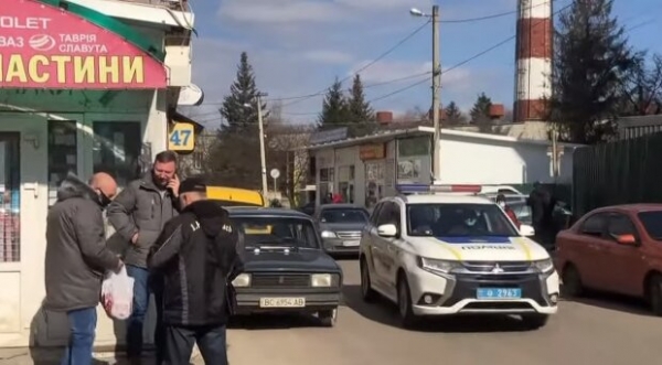 Главные новости за 25 марта: провал "Новой почты", возвращение Кличко на ринг и украинский кот-майор Главные новости за 25 марта: провал "Новой почты", возвращение Кличко на ринг и украинский кот-майор