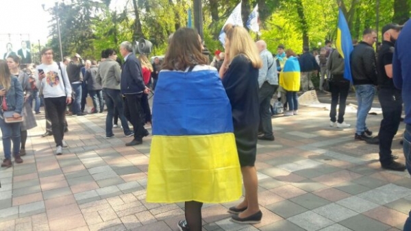 Украинцы требуют немедленных перевыборов гимна страны: официальный конкурс и оптимизм Украинцы требуют немедленных перевыборов гимна страны: официальный конкурс и оптимизм