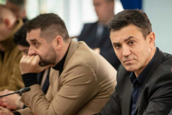 Арахамия, Кива, Тищенко: топ депутатов-прогульщиков Верховной рады Арахамия, Кива, Тищенко: топ депутатов-прогульщиков Верховной рады