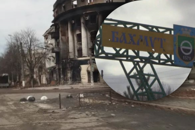 Зеленский посетил передовую в Бахмуте: поблагодарил бойцов ВСУ и вручил им награды
Зеленский посетил передовую в Бахмуте: поблагодарил бойцов ВСУ и вручил им награды