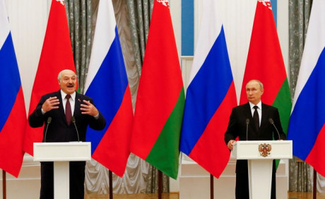 Путин и Лукашенко договорились о совместных рынке газа, оборонном пространстве и парламенте Путин и Лукашенко договорились о совместных рынке газа, оборонном пространстве и парламенте