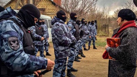 Правозащитники призывают ужесточить санкции против РФ за преследование активистов в Крыму Правозащитники призывают ужесточить санкции против РФ за преследование активистов в Крыму