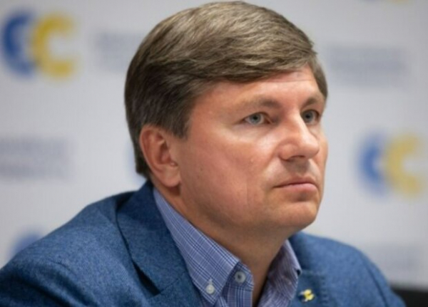 Подарил матери: депутат Герасимов задекларировал виллу в Испании, которую скрывал больше 10 лет Подарил матери: депутат Герасимов задекларировал виллу в Испании, которую скрывал больше 10 лет