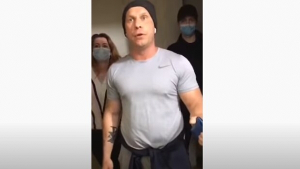 Киве померещились оборотни — нардеп не пускал жильцов в квартиру и влип в очередной скандал Киве померещились оборотни — нардеп не пускал жильцов в квартиру и влип в очередной скандал
