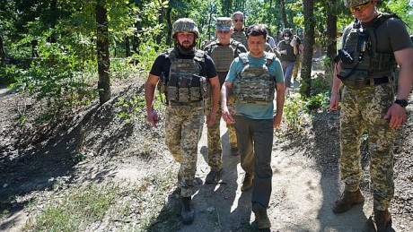 Зеленский проверил соблюдение режима всеобъемлющего прекращения огня Зеленский проверил соблюдение режима всеобъемлющего прекращения огня