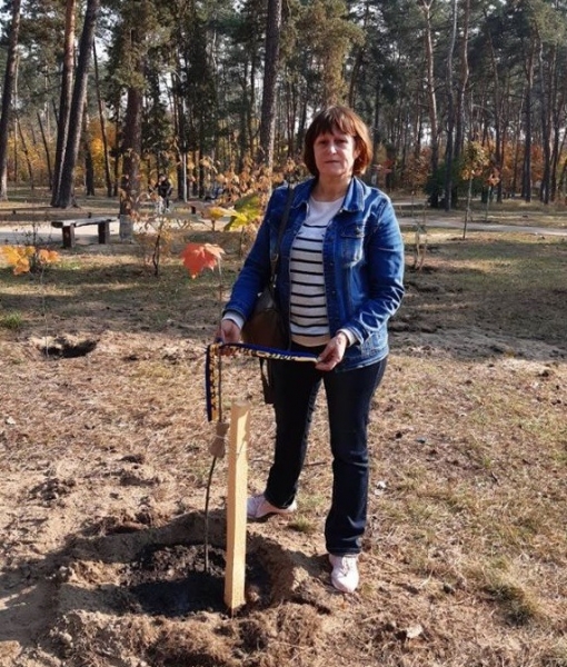 Мать погибшего на Донбассе Героя не верила в его смерть: украинцев тронула история
Мать погибшего на Донбассе Героя не верила в его смерть: украинцев тронула история