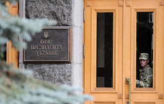 Решение КСУ о декларациях и доходах чиновников: у Зеленского сделали заявление
                                                                                
