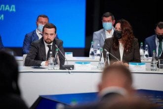 Тимошенко рассказал о разработке "идеального формата" прямого общения центра и регионов
Тимошенко рассказал о разработке "идеального формата" прямого общения центра и регионов