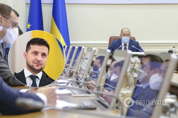 
Кабмин собрался на стратегическую сессию: ждут Зеленского
 