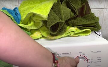 Полотенца не любят горячую воду: советы, которые сохранят их мягкими надолго Полотенца не любят горячую воду: советы, которые сохранят их мягкими надолго