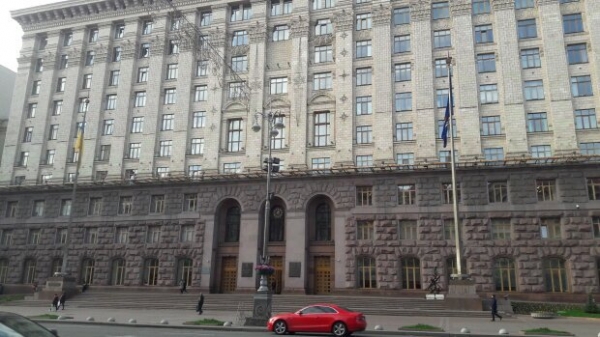 Юрій Гаврилечко: Поступове зняття корона кризових обмежень та гра "партії мєрів" Юрій Гаврилечко: Поступове зняття корона кризових обмежень та гра "партії мєрів"