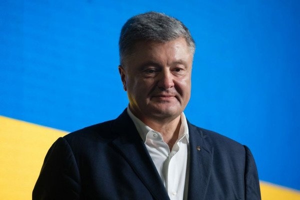 
Декларация Порошенко: 300 млн на благотворительность и 188 млн налогов
 