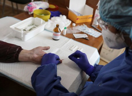 В Украине продолжаются исследования четырех препаратов для лечения COVID-19 - Минздрав В Украине продолжаются исследования четырех препаратов для лечения COVID-19 - Минздрав