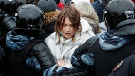 Президент Литвы: Отказ в праве на политическую оппозицию - это возвращение к сталинской эпохе Президент Литвы: Отказ в праве на политическую оппозицию - это возвращение к сталинской эпохе