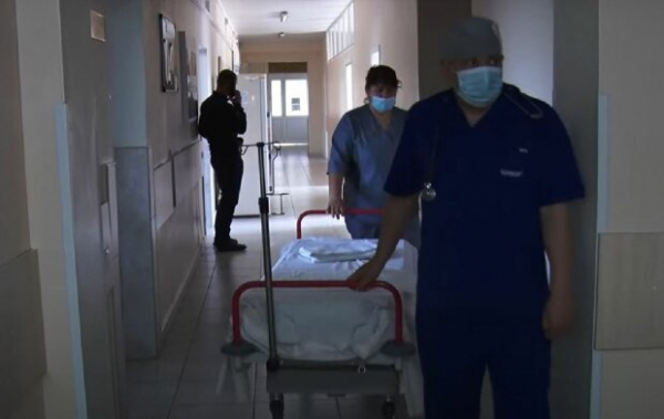 В приложении Helsy запустили срочные онлайн-консультации: сколько нужно заплатить за 15 минут