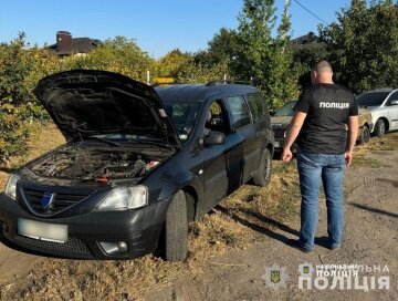 Торговал гуманитарными автомобилями: руководитель фонда Игорь Панченко наживался на армии Торговал гуманитарными автомобилями: руководитель фонда Игорь Панченко наживался на армии