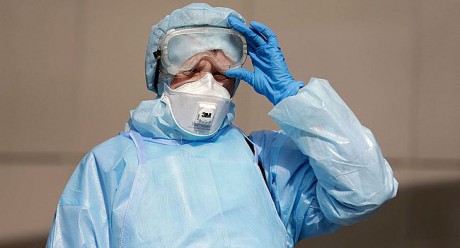 Зеленский обсудил с главами ОГА выплату надбавок врачам Зеленский обсудил с главами ОГА выплату надбавок врачам