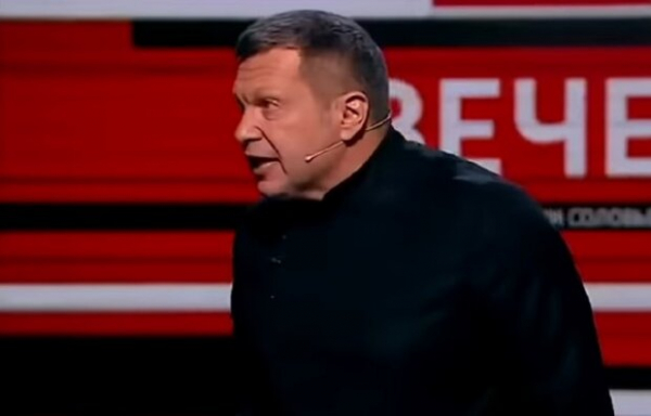 Пропагандист Соловьев "предал" путина и посоветовал россиянам покупать дома заграницей: "Дешевле, чем у нас"