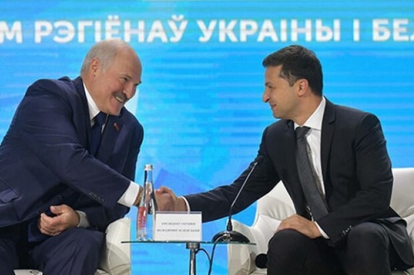 Зеленский "огрызнулся" на обвинения Лукашенко, назревает дипломатический кризис: "Близость ничего не значит" Зеленский "огрызнулся" на обвинения Лукашенко, назревает дипломатический кризис: "Близость ничего не значит"