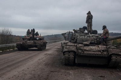 Россия 24 февраля может атаковать ракетами и дронами: Подоляк рассказал, чего ожидать украинцам
Россия 24 февраля может атаковать ракетами и дронами: Подоляк рассказал, чего ожидать украинцам