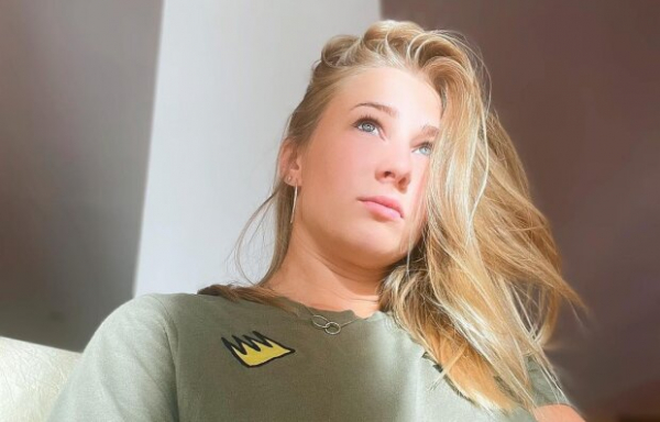 Катя Никитина из "Женского Квартала" затащила красивую украинку в свою постель: "Нас теперь трое" Катя Никитина из "Женского Квартала" затащила красивую украинку в свою постель: "Нас теперь трое"