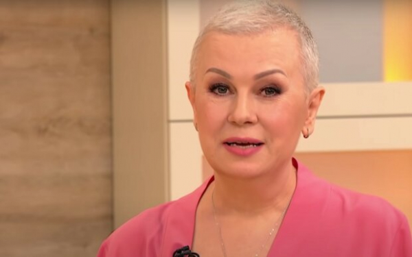 Ведущая "ТСН" Алла Мазур после победы над раком подарила надежду онкобольным украинцам: "Не бойтесь" Ведущая "ТСН" Алла Мазур после победы над раком подарила надежду онкобольным украинцам: "Не бойтесь"