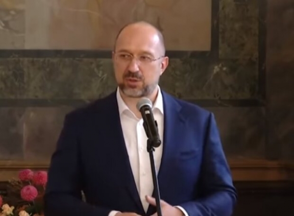 Шмигаль спускает стратегическое госимущество с молотка: о дезинфекции спиртом можно забыть Шмигаль спускает стратегическое госимущество с молотка: о дезинфекции спиртом можно забыть