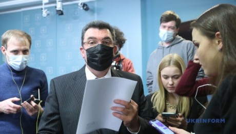 За нарушение закона любой телеканал срочно попадет под санкции СНБО, - Данилов За нарушение закона любой телеканал срочно попадет под санкции СНБО, - Данилов