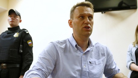 Навальный проведет в колонии почти 2,5 года
