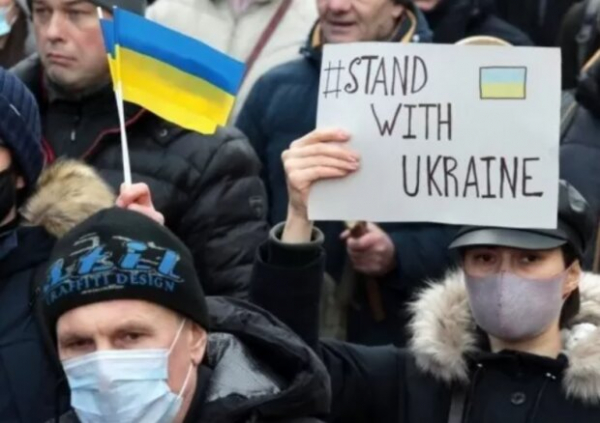 Американцы остаются в Украине, несмотря на призывы США: "Крысы бегут с корабля..." Американцы остаются в Украине, несмотря на призывы США: "Крысы бегут с корабля..."