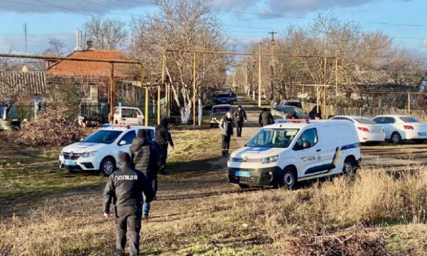 Копы обнаружили бездыханное тело 15-летней украинки при загадочных обстоятельствах Копы обнаружили бездыханное тело 15-летней украинки при загадочных обстоятельствах