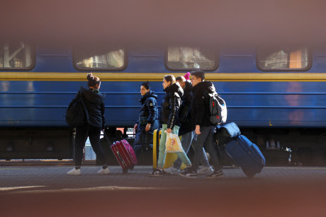 Варшава и Краков больше не могут принимать беженцев из Украины, - ГНСУ Варшава и Краков больше не могут принимать беженцев из Украины, - ГНСУ