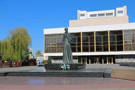 В Луцке предлагают путешествие основными локациями, связанными с жизнью Леси Украинки