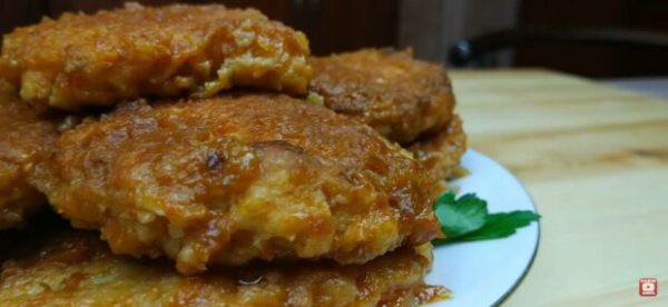 Котлеты из лука, в которых вы не ощутите отсутствие мяса: бюджетный рецепт для голодных дней Котлеты из лука, в которых вы не ощутите отсутствие мяса: бюджетный рецепт для голодных дней